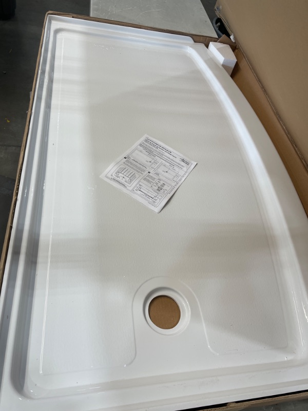 Photo 2 of American Standard ovation Curve 30 in. x 60 in. Single Threshold Left Hand Drain Shower Base in Arctic White