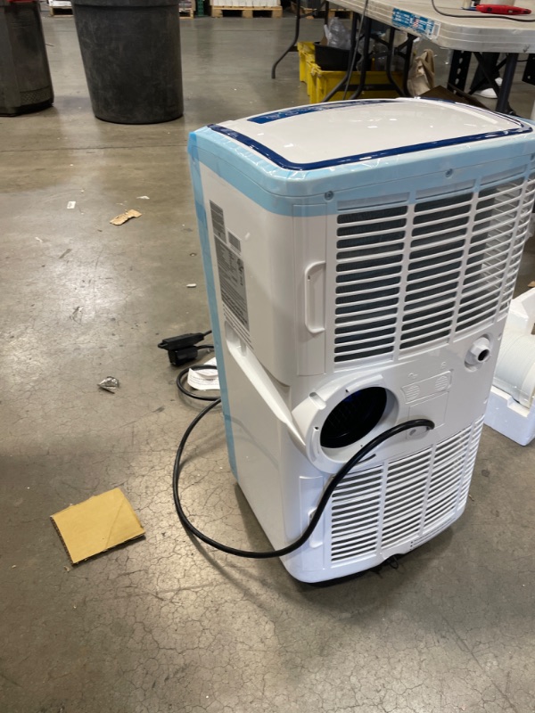 Photo 4 of Honeywell MO08CESWB6 9,100 BTU (ASHRAE)/6,100 BTU (SACC) Portable Air Conditioner - White/Black
