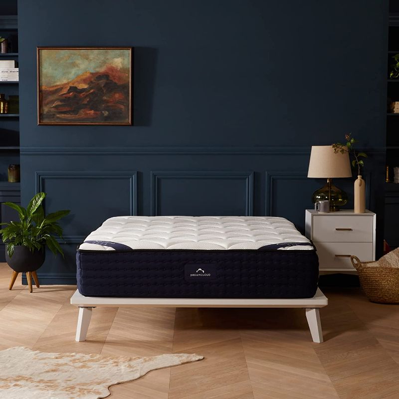 Photo 1 of **READ BELOW**Dream Cloud 14" King Mattress - Gel Memory Foam Luxry Hybrid Mattress - 365 Night Trial - 5 Premium Layers - CertiPUR - US Certified, Forever Warranty