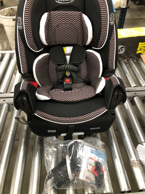 Photo 2 of Graco 4Ever DLX 4-in-1 Convertible Car Seat, Zagg