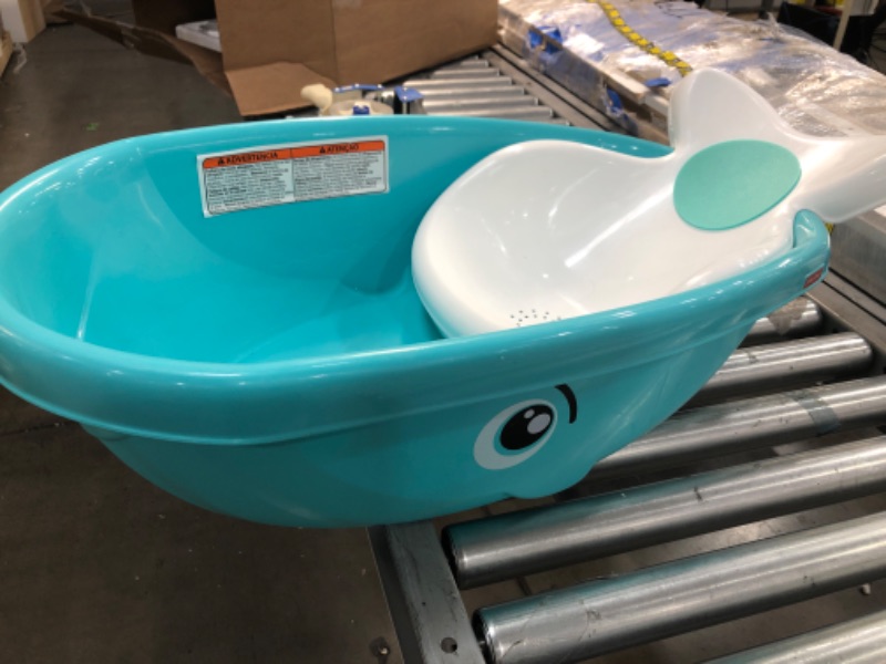 Photo 2 of Fisher-price Whale of A Tub