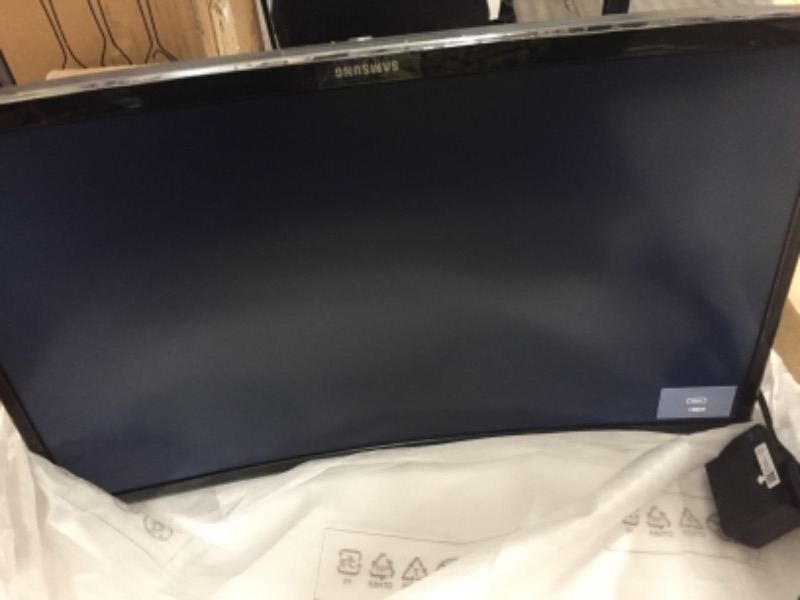 Photo 2 of **HAS DEAD PIXEL** Samsung 24" Curved LED Monitor Full HD 1920x1080 Resolution