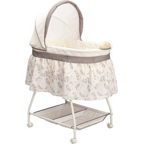 Photo 1 of Delta Children Deluxe Sweet Beginnings Bassinet, Green
