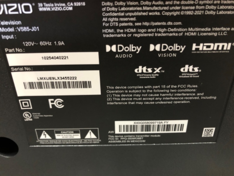 Photo 1 of (SCRATCHED FRAME)
VIZIO 58-Inch V-Series 4K UHD LED HDR Smart TV 