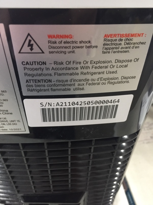 Photo 4 of FRIGIDAIRE EFIC101-BLACK Portable Compact Maker, 26 lb per Day, Ice Making Machine, Black