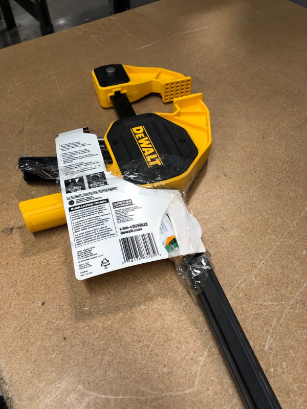 Photo 2 of "DeWALT DWHT83185 12-Inch 600lb Capacity XL Trigger Clamp"
