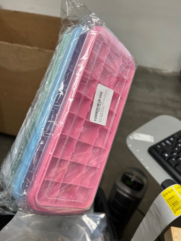 Photo 1 of 2PCKS OF Ice Cube Tray with Lid 4 Pack, Easy-Release 96 Ice Tray Flexible