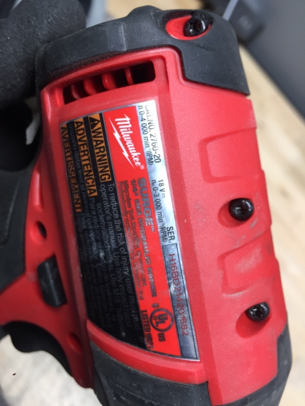 Photo 3 of "Milwaukee 2760-20 M18 FUEL 18V 1/4-Inch Surge Hex Hydraulic Driver-Bare Tool"