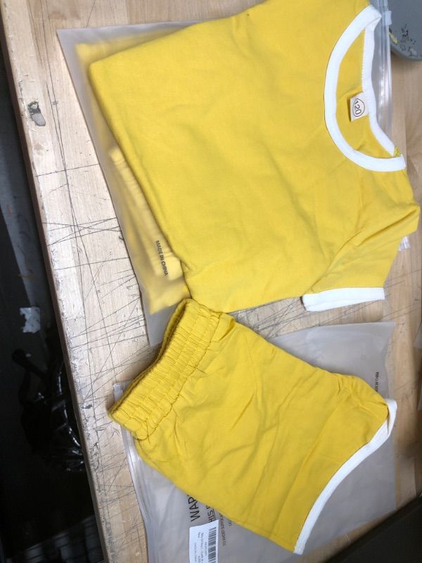 Photo 2 of ** NON REFUNDABLE**
2 SETS YELLOW SHIRT AND SHORT BABY GIRL BOY 4-5T