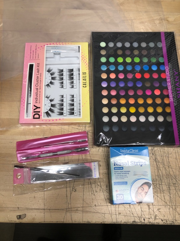 Photo 1 of **NON REFUNDABLE **
BUNDLE OF ASSORTED BEAUTY SUPPLIES , 