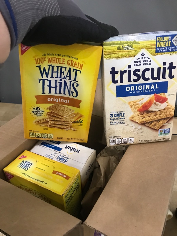 Photo 2 of **EXPIRED 02/28/2022**
Triscuit Original Crackers Variety Pack, 2 Boxes
**ERXPIRES 03/22/2022**
Wheat Thins Original 2 Boxes