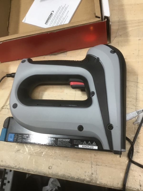 Photo 3 of Arrow
T50DCD Cordless Staple Gun