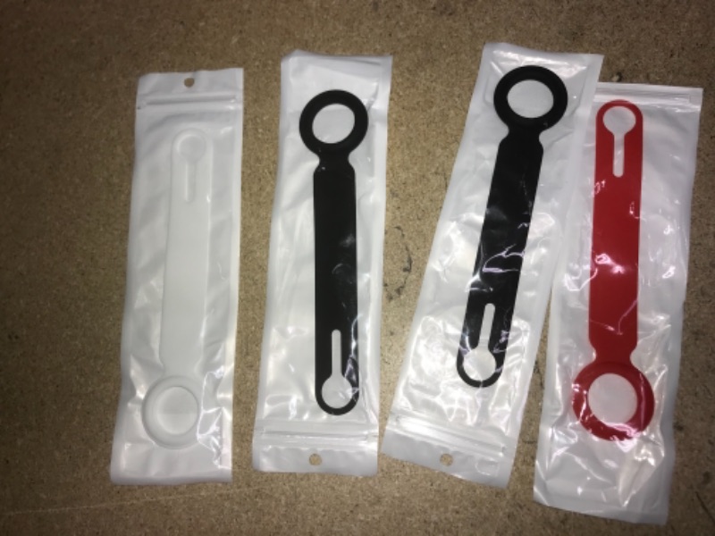 Photo 1 of **NON-REFUNDABLE**
Multiple Handygear Keyholder Compatible with Apple AirTags