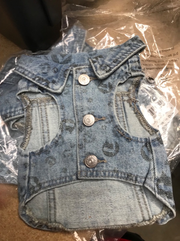 Photo 2 of ** SETS OF 3**
Thankspaw Dog Jean Jacket Dog Blue Outfits Denim Vest Coat T-Shirt Cute and Cool Apparel Machine Washable Puppy Clothes for Small Medium Dogs Pets and Cats
( MED)