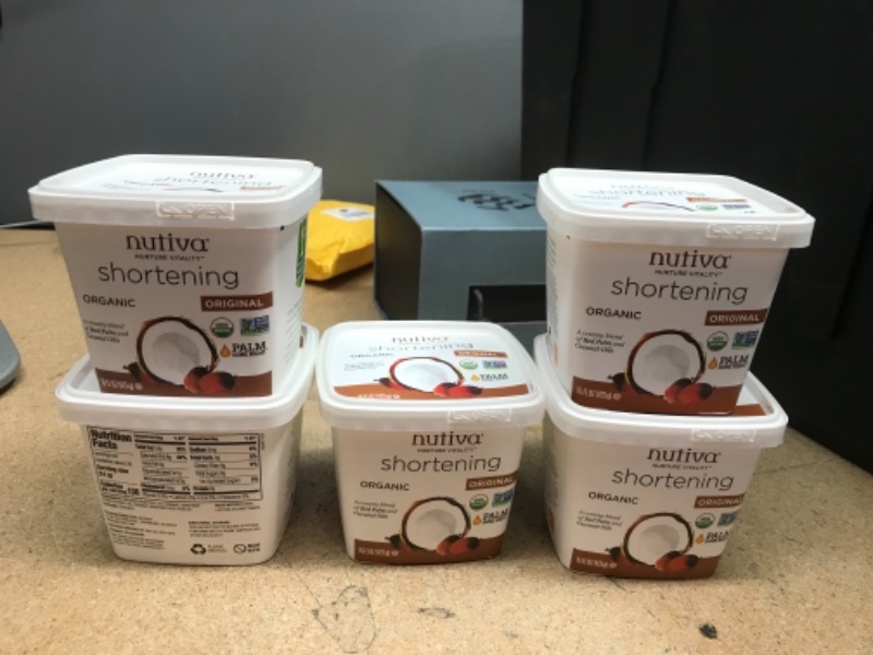 Photo 2 of ** EXP: MARCH 11 2022**  ** NON-REFUNDABLE**  ** SOLD AS IS *** ** SETS OF 5**
Nutiva Organic Shortening, Original, 15 oz
