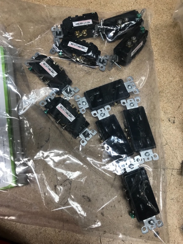 Photo 2 of ** SETS OF 10**
Leviton T5325-E 15 Amp 125 Volt, Tamper Resistant, Decora Duplex Receptacle, Straight Blade, Grounding, Black
