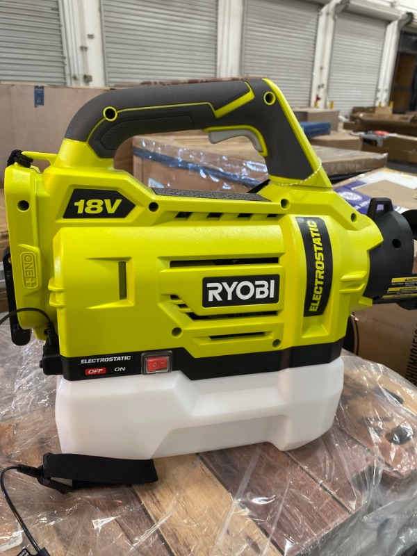 Photo 6 of RYOBI - ONE+ 18V Cordless Electrostatic 0.5 Gal Sprayer with 2.0 Ah Battery and Charger - P2890
