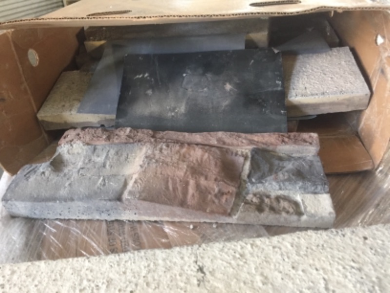 Photo 1 of **6 BOXES **EACH BOX CONTAINS 8 PIECES**SOME STONES HAVE CRACKS DUE TO SHIPPING**
6 in. x 24 in. Stone Veneer Ledgestone Pre-cut Corners Monument Valley (Box of 8)

