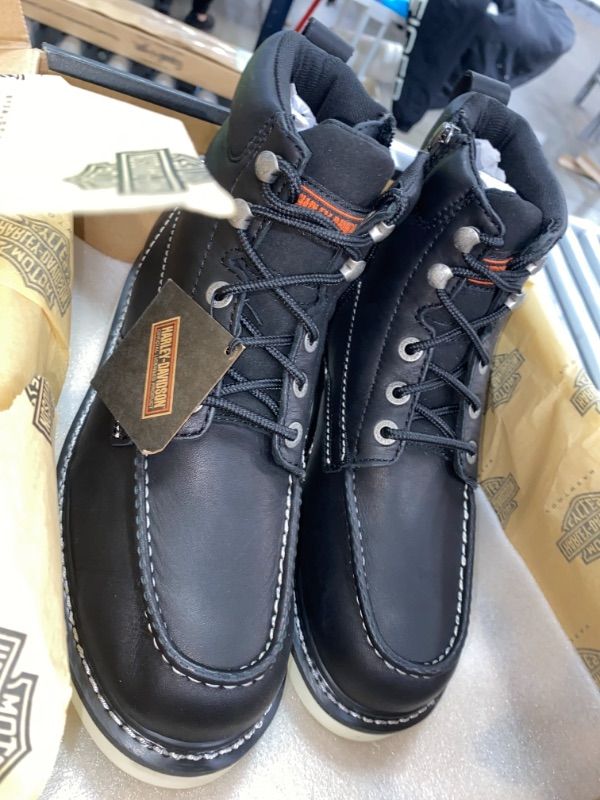 Photo 2 of HARLEY-DAVIDSON FOOTWEAR Men's Beau Boot- size 8.5
- size runs big  
