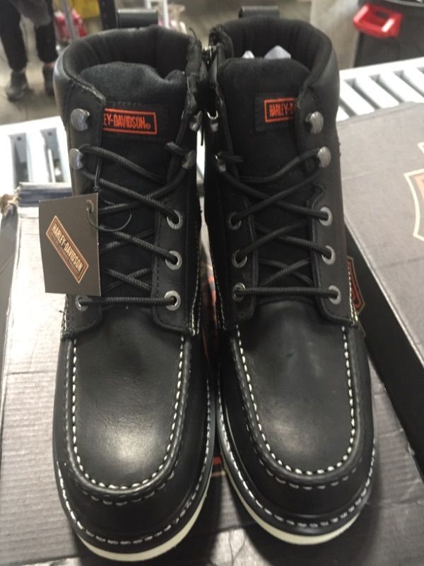 Photo 1 of HARLEY-DAVIDSON FOOTWEAR Men's Beau Boot- size 9.5
- size runs big  

