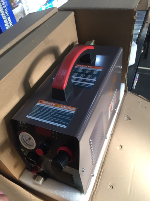 Photo 4 of Lotos LTP5000D 50Amp Non-Touch Pilot Arc Plasma Cutter