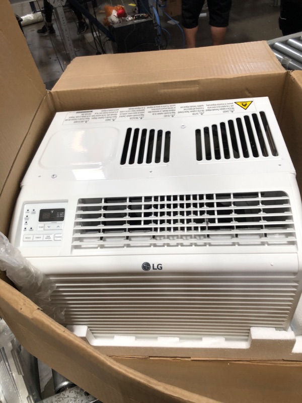 Photo 5 of 6,000 BTU 115-Volt Window Air Conditioner LW6017R Cools 250 Sq. Ft. with Remote
