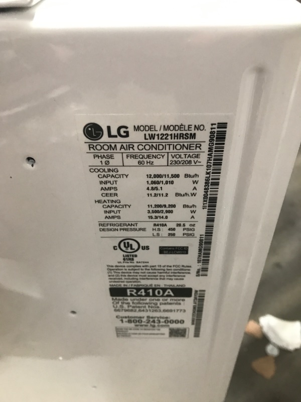 Photo 5 of **MINOR DAMAGE* LG LW1216HR 11,500/12,000 230V Window-Mounted Air Conditioner with 9,200/11,200 BTU Supplemental Heat Function, 12000, White
