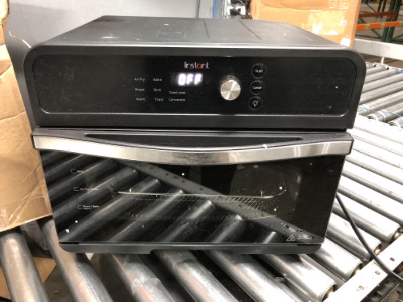 Photo 2 of 8Tested/Minor Cosmetic Damage-See Last Photo* Instant Omni Air Fryer Toaster Oven Combo 19 QT/18L, From the Makers of Instant Pot, 7-in-1 Functions, Fits a 12" Pizza Oven, 6 Slices of Bread, App with Over 100 Recipes, Black Finish 19QT OMNI Toaster Oven