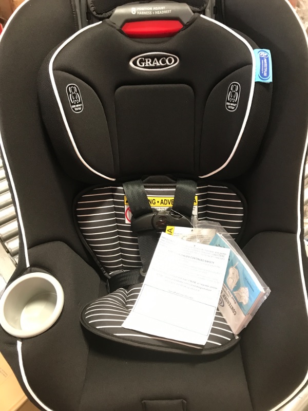 Photo 3 of Graco Admiral 65 Convertible Car Seat, Studio
