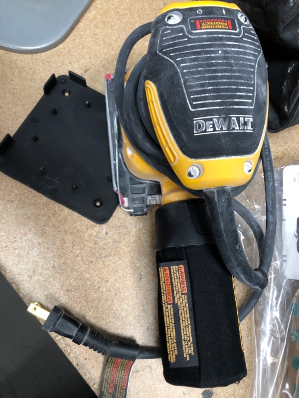 Photo 2 of  TESTED, FUNCTIONAL**HEAVY USE**
Dewalt Dwe6411k 1/4 Sheet Palm Sander - All
