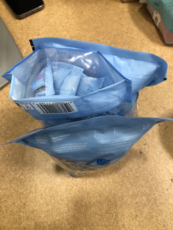 Photo 1 of ** SETS OF 3**
Neutrogena Makeup Remover Facial Cleansing Towelette Singles, Daily Face Wipes to Remove Dirt, Oil, Makeup & Waterproof Mascara, Gentle, Alcohol-Free, Individually Wrapped, 20 ct