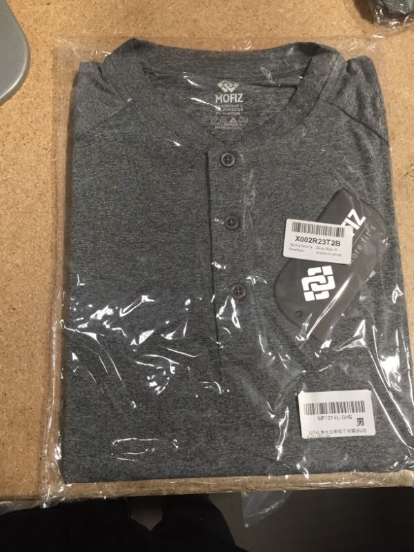 Photo 1 of MoFiz Men's Long Sleeve Golf Polo Henley Shirts Comfortable Quickly Dry
( SIZE SMALL)
