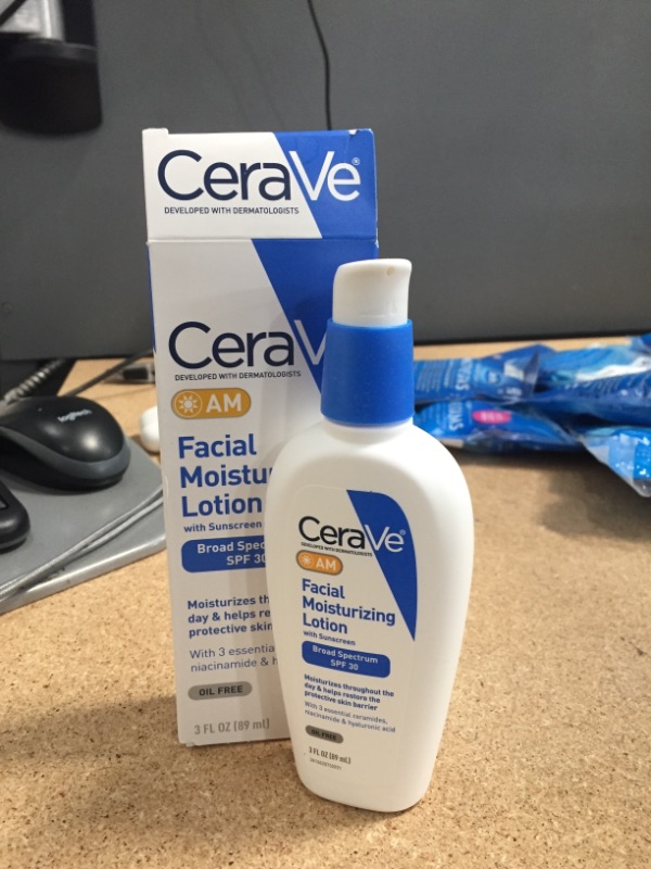 Photo 2 of ** EXP: 09/24**  ** NON-REFUNDABLE**    ** SOLD AS IS **
CeraVe Facial Moisturizing Lotion AM
