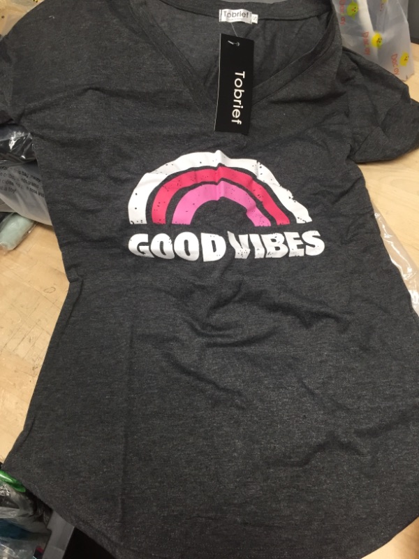 Photo 1 of TOBRIEF GOOD VIBES V NECK SHIRT
SMALL