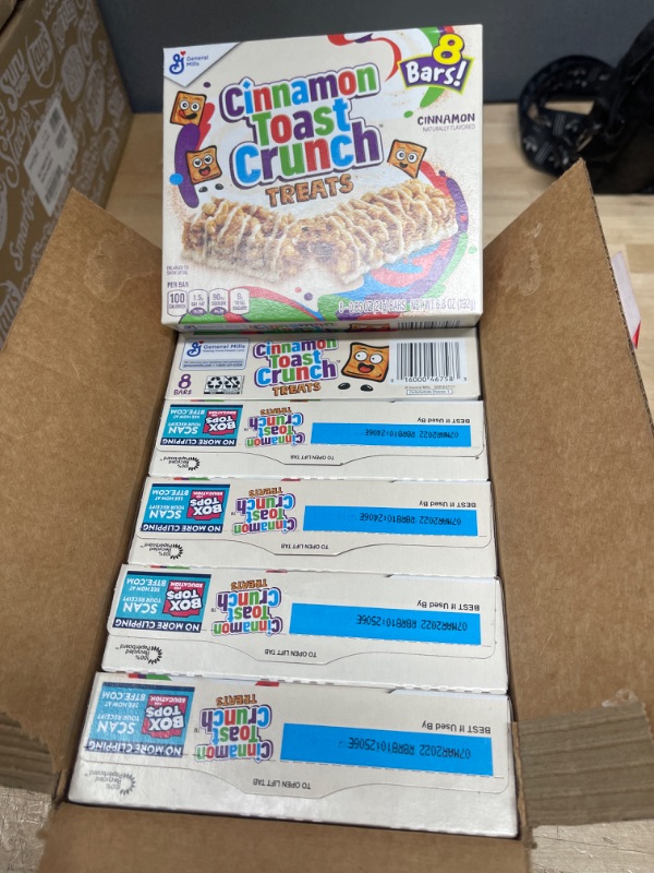 Photo 2 of **NONREFUNDABLE//BEST BY MARCH 7TH, 2022**
Cinnamon Toast Crunch Treats NOW 8 Bars per Box Pack of 6