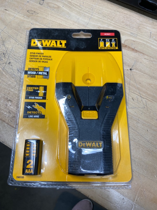 Photo 2 of Dewalt 1-1/2 in. Stud Finder