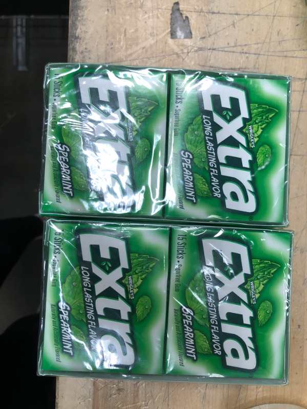 Photo 2 of **NONREFUNDABLE**BEST BY: 1/30/2023**2 PACK OF 10
EXTRA Spearmint Sugarfree Chewing Gum