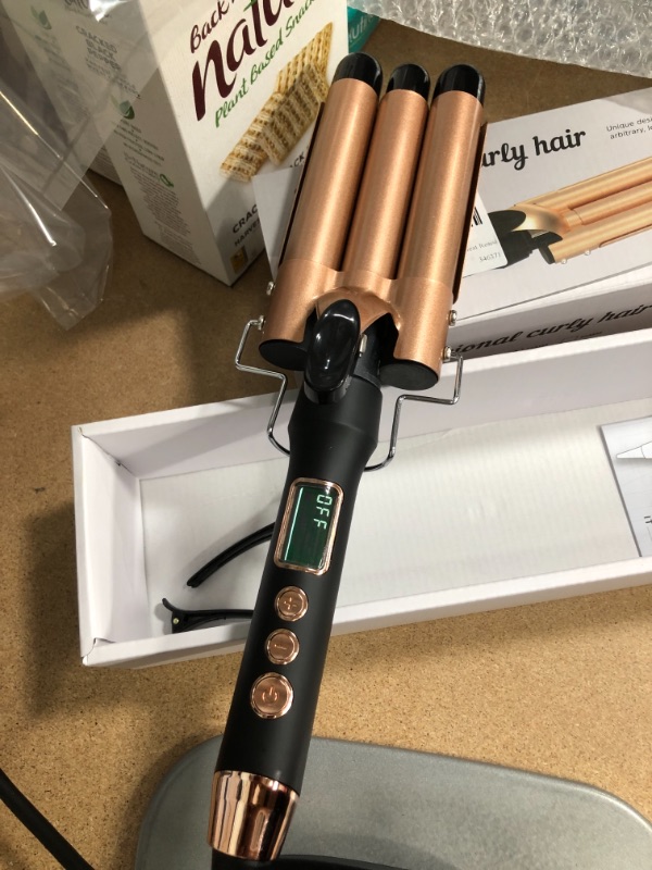 Photo 3 of **INCOMPLETE**
Automatic Curling Iron, Cordless Auto Hair Curler, Portable Wireless Ceramic Barrel Wave Hair Curling Iron, Fast Heating Curling Wand Rechargeable Styling Tools
