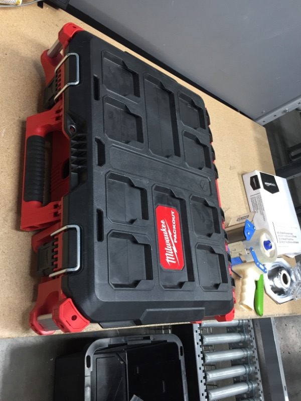 Photo 7 of "Milwaukee 48-22-8424 75-Pound Capacity Polymer Packout Standard Tool Box"
