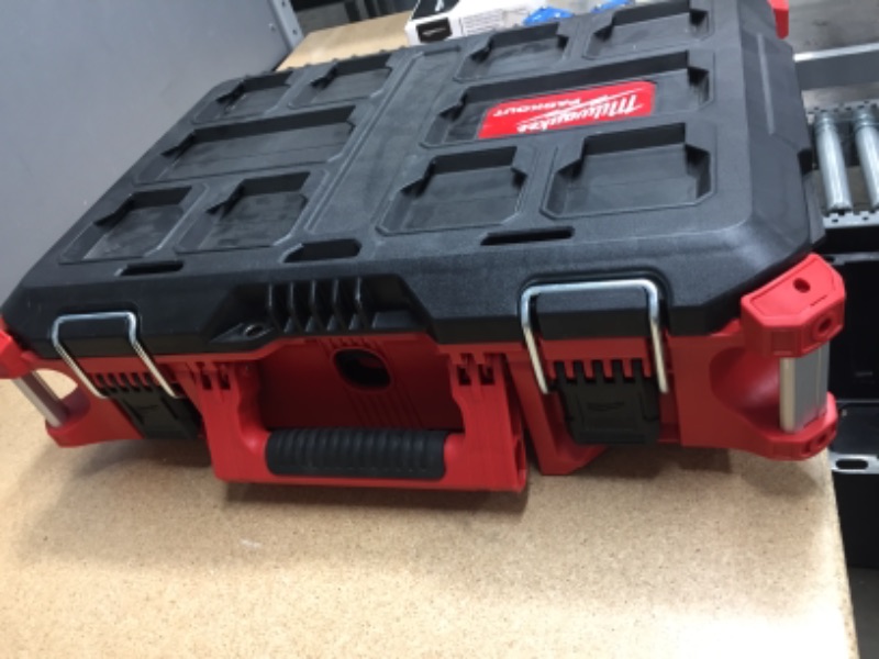 Photo 2 of "Milwaukee 48-22-8424 75-Pound Capacity Polymer Packout Standard Tool Box"
