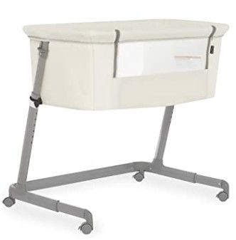 Photo 1 of Dream On Me Seashell Bassinet & Bedside Sleeper in Pearl
