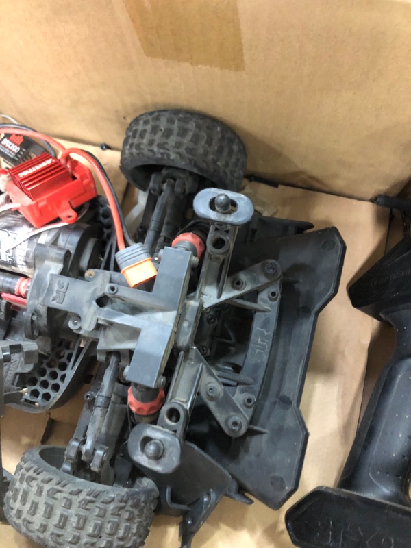 Photo 8 of (USED)ARRMA RC Truck 1/8 Infraction 4X4 MEGA Resto-Mod Truck RTR (4 AA Batteries for Transmitter Not Included) , ARA4215V3T2, Teal/Bronze
