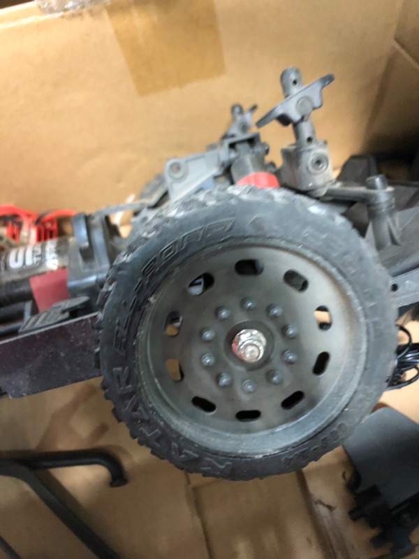 Photo 10 of (USED)ARRMA RC Truck 1/8 Infraction 4X4 MEGA Resto-Mod Truck RTR (4 AA Batteries for Transmitter Not Included) , ARA4215V3T2, Teal/Bronze
