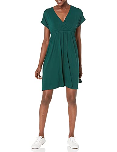 Photo 1 of Amazon Essentials Women's Surplice Dress Size  2X
