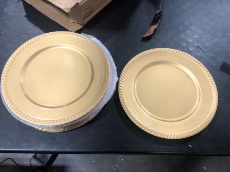 Photo 1 of 13 Inch Plastic Gold Dish/ 12 Counts