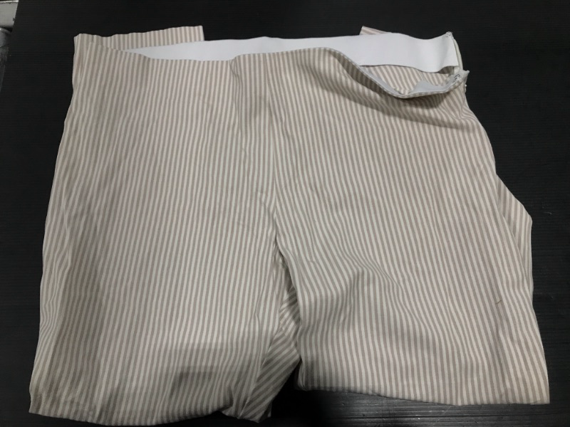 Photo 1 of A NEW DAY STRIPPED ELASTIC BAND PANTS 
SIZE 18