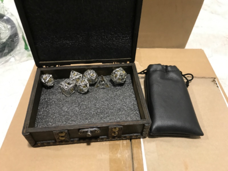 Photo 2 of AncientDeer 7pcs Metal Dice Set D&D, Unique New Dragon Pattern DND Metal Dice Set, Used for Dungeons and Dragons Role Playing Game(RPG),MTG,Pathfinder,Table Game,Board Games
