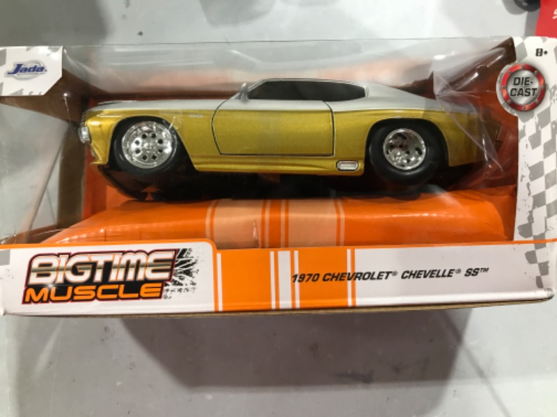 Photo 1 of 1970 Chevelle SS Silver Metallic with Gold Bigtime Muscle Series 1/24 Diecast Model Car by Jada 32702
