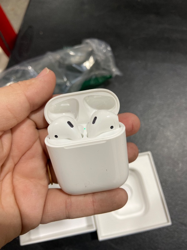 Photo 4 of AirPods with Charging Case