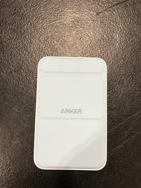 Photo 3 of Anker 622 Magnetic Battery (MagGo)